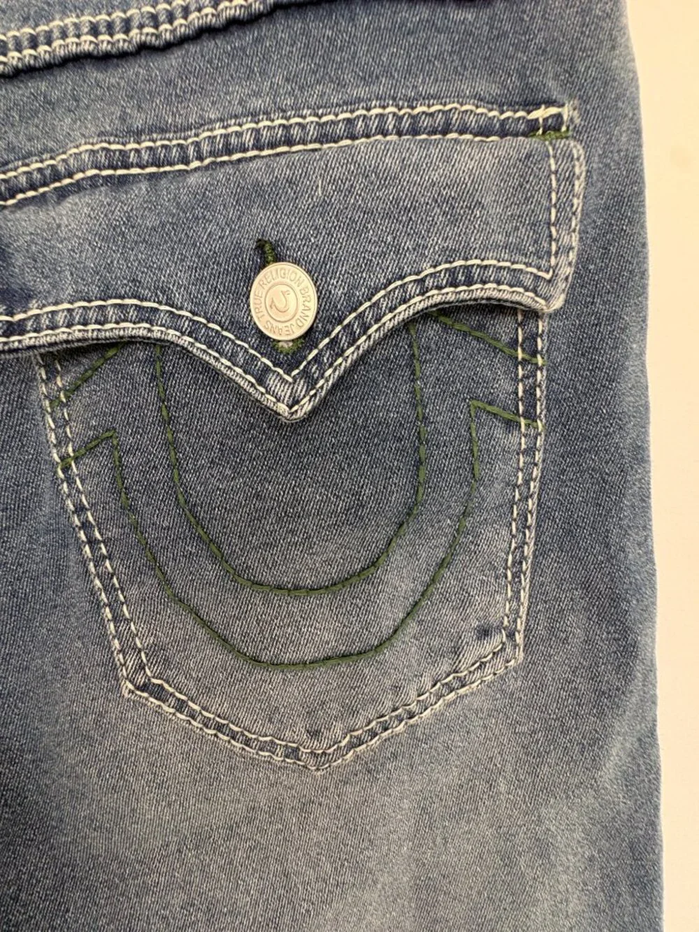 NWT True Religion Ricky Big T Flap Denim Shorts Light Pacific Wash Size 34